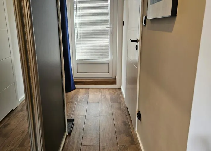 Apartmán Grunwaldzka 105 Z Tarasem 5o M Do Plazy Pobierowo